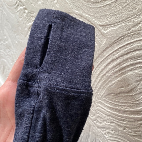 Dark Heather blue Roots long-sleeved athletic t-shirt size M - Picture 4 of 6